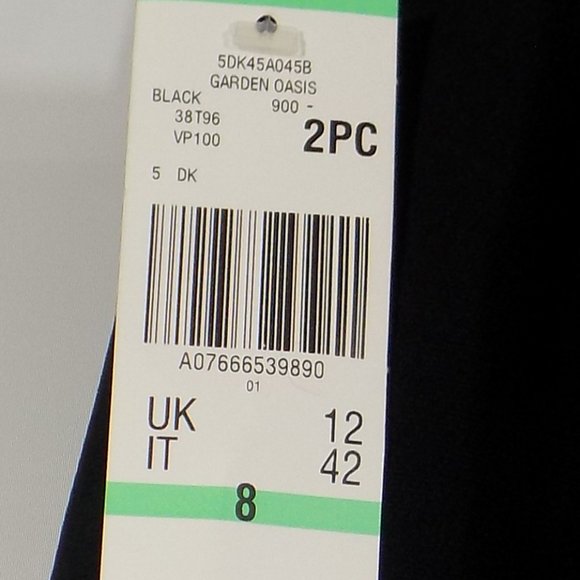 Nipon Boutique "Garden Oasis" 2-Piece Business Suit Black Size 8 NWT - Picture 14 of 16